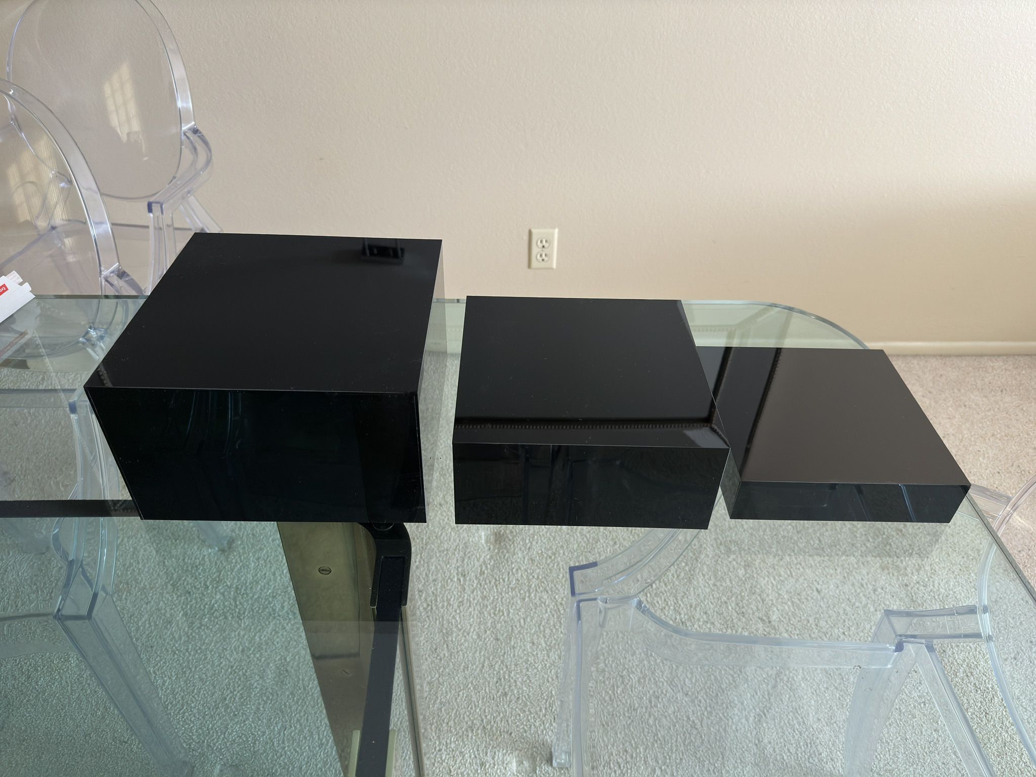 Three Shiny Black Square Plastic Pedestal Stand Box Storage Display For Art Flowers Jewelry Watches Sunglasses