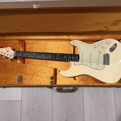 Fender Stratocaster American Vintage Reissue  Guitar Olympic White 