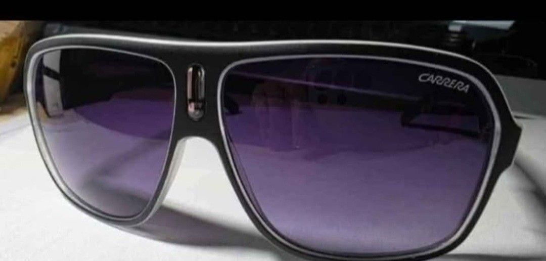Brand New Beautiful Men's Sunglasses ( Never Used ).