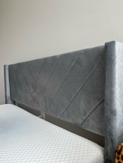 Modern Light Grey Queen Bed Frame + Mattress Set — Excellent Condition