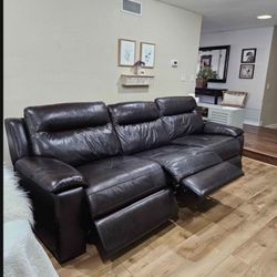 Electric Reclining Couch