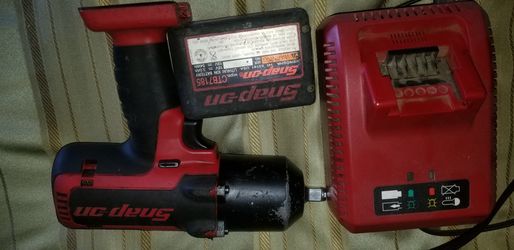 Impacto snap on cargador y dado de media