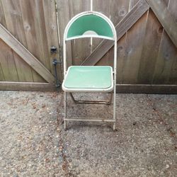 Mid Century Vintage Metal Folding Chair
