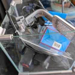 4 Gallon Glass Aquarium (Top Fin)