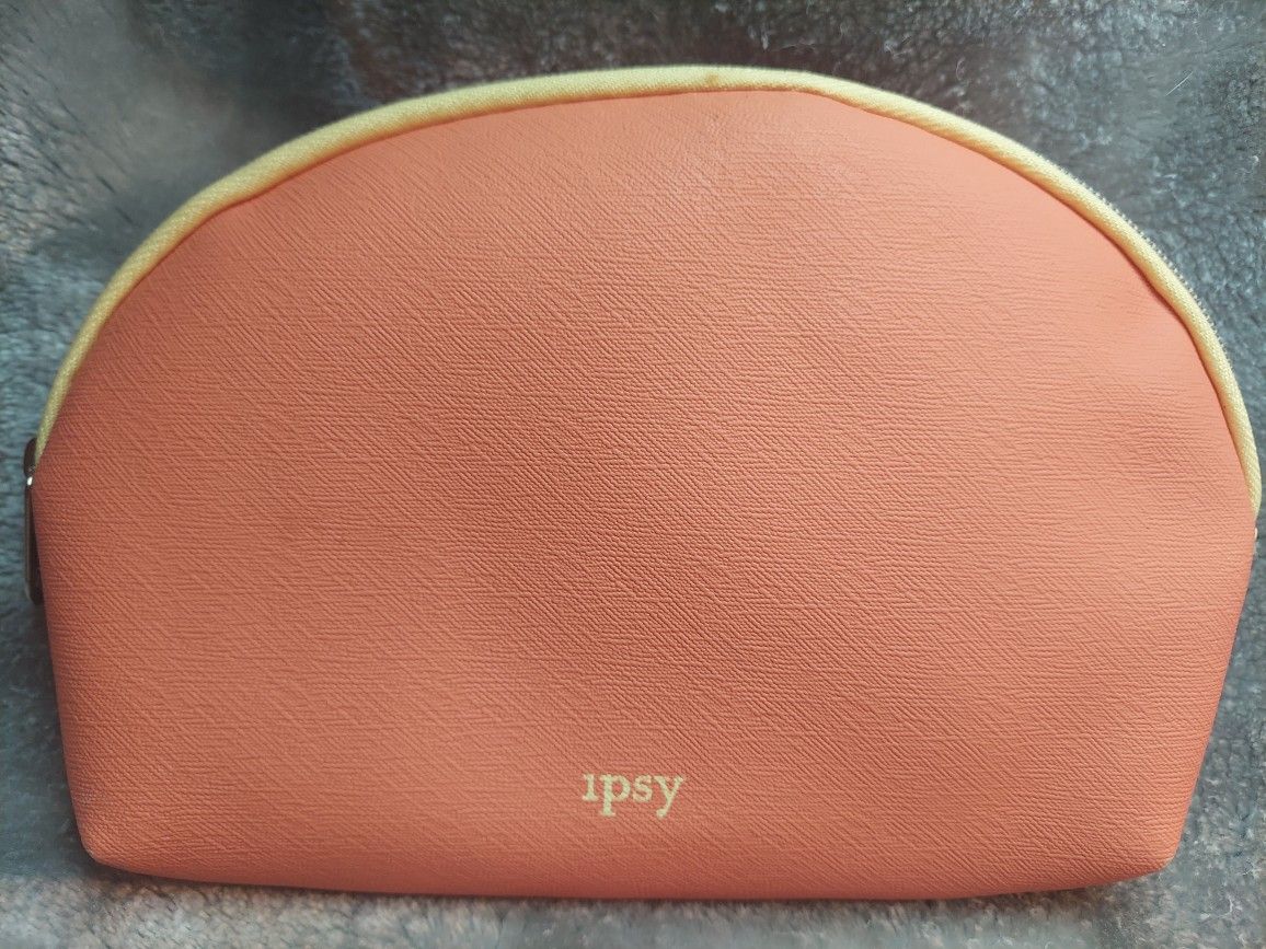 Ipsy 2018 Postage Stamp Make Up Bag Must Pick Up