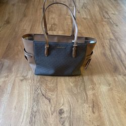 MICHAEL KORS TOTE NWT