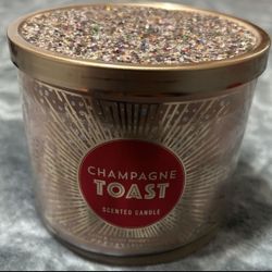 Bath & Body Works Champagne Toast Candle (Limited Edition Glitter Lid)