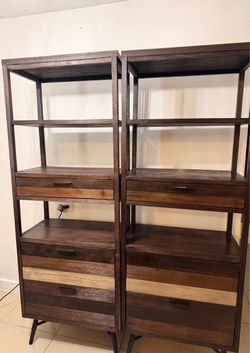 Entertainment center/wall unit