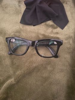 Meta glasses