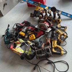 Dewalt Milwaukee Makita
