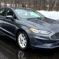 2019 Ford Fusion SE LOW MILES NO ACCIDENTS