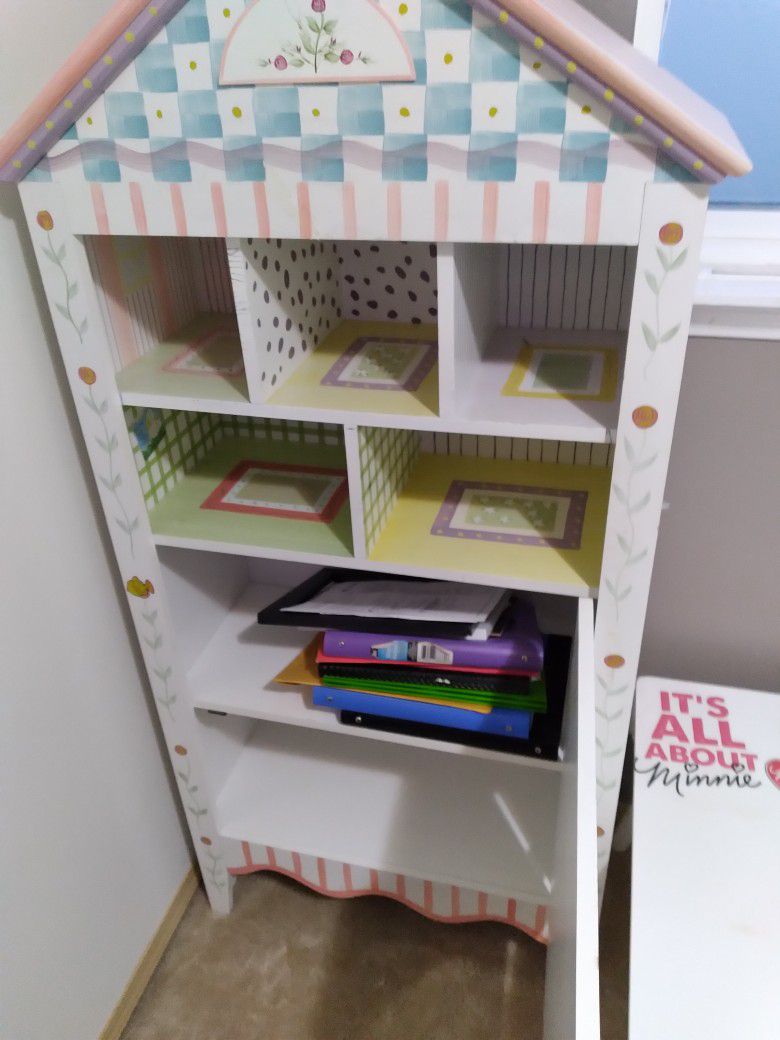 Book Shelf Doll House 