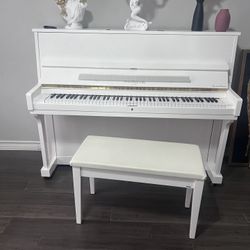 Hallet & Davis Piano 