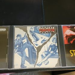 CD .  ICP.  Social Distortion And Stome Temple Pilots 