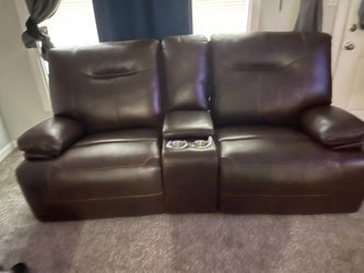 LEATHER COUCHES