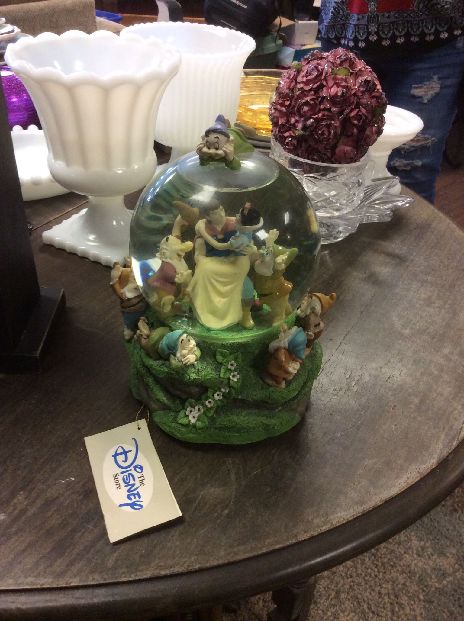 Disney’s Snow White and the Seven Dwarves Snow Globe “Someday My Prince will Come”