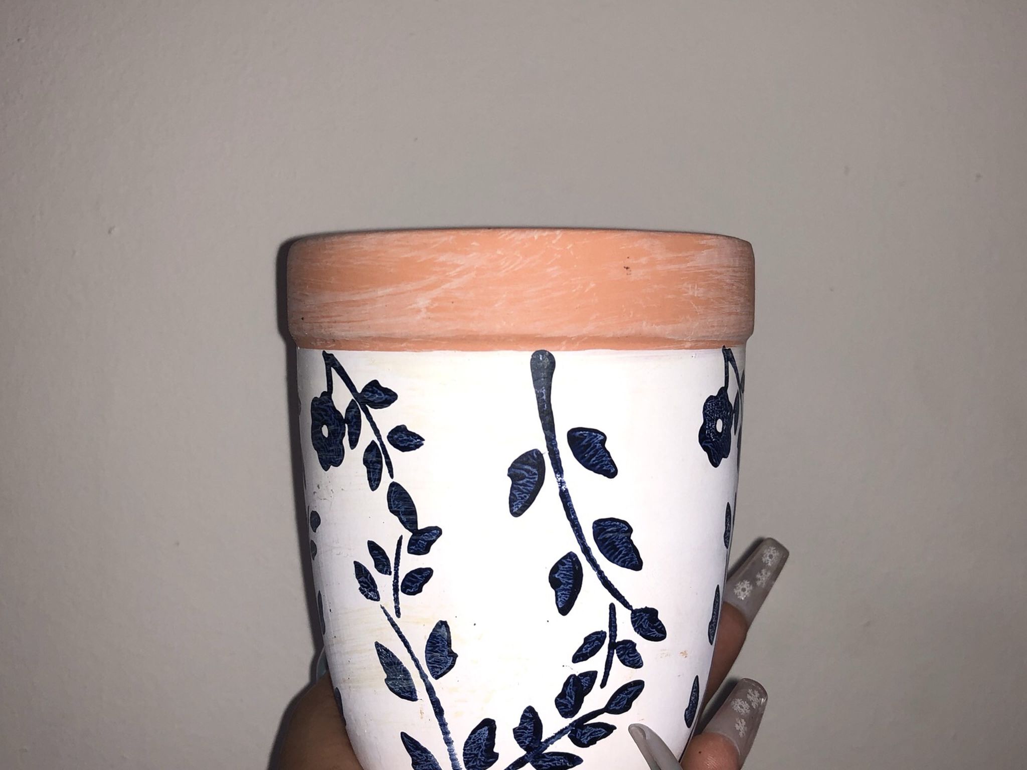 Terra Cotta Floral Pot With Drainage