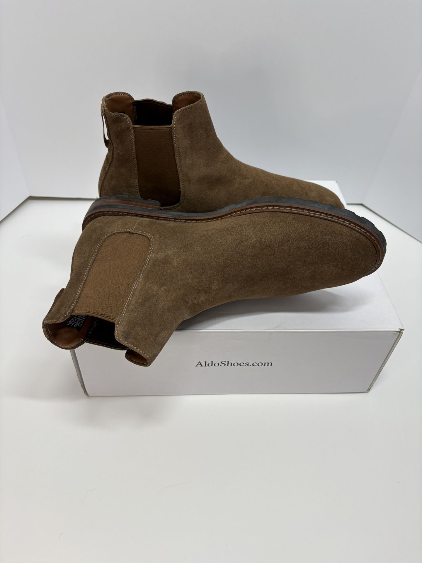 9.5 Aldo Boots