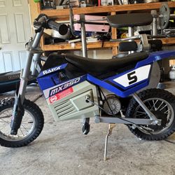 Razor Dirt Bike
