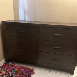 Dresser - Must Pick Up
