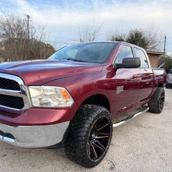Ram 1500 Classic SLT 2019 