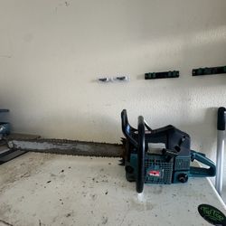 Makita Chainsaw DCS 900