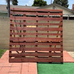 Pallet Picture Background
