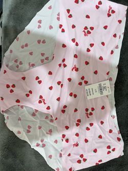 VICTORIAS SECRET PINK UNDER WEAR