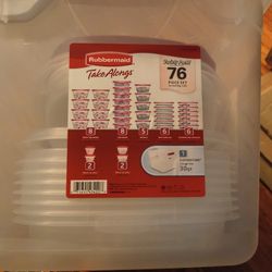 Rubbermaid Tag Along Food Storage