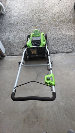 Greenworks 40V Cordless Push Lawn Mower part broken