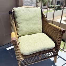 ⭐️ Perfect Condition Beautiful Wicker Chair ⭐️