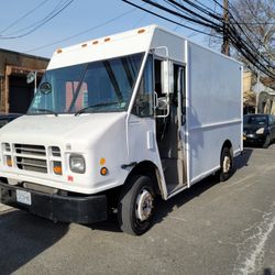 2005 Frieghtliner MT45 Step Van, 14’ Aluminum Box