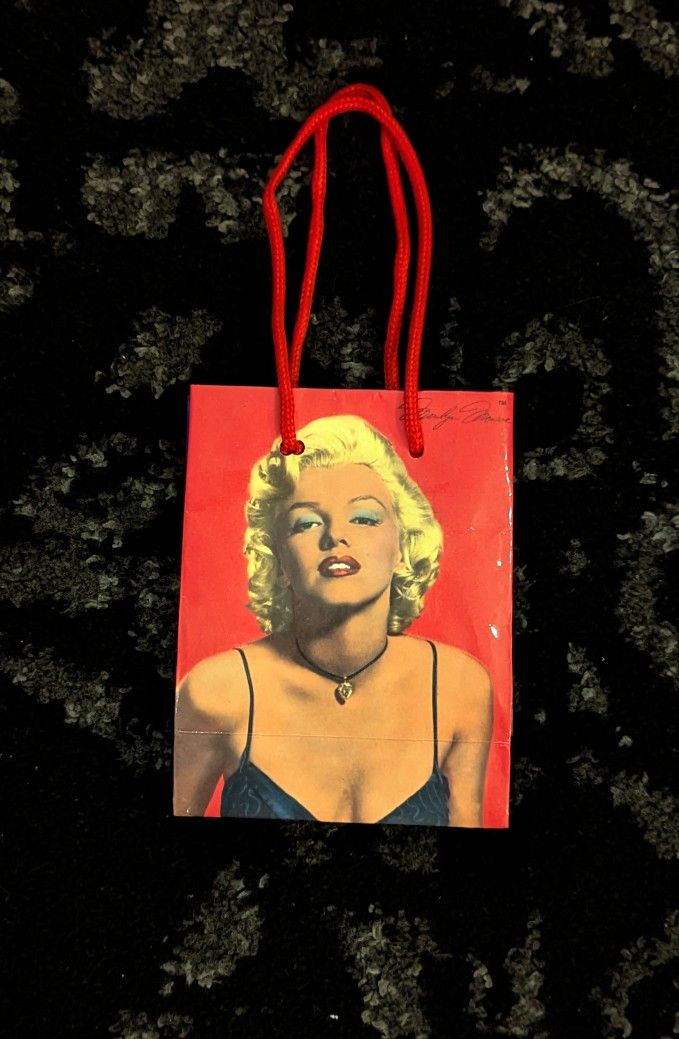 Small Gift Bag (Marilyn Monroe)