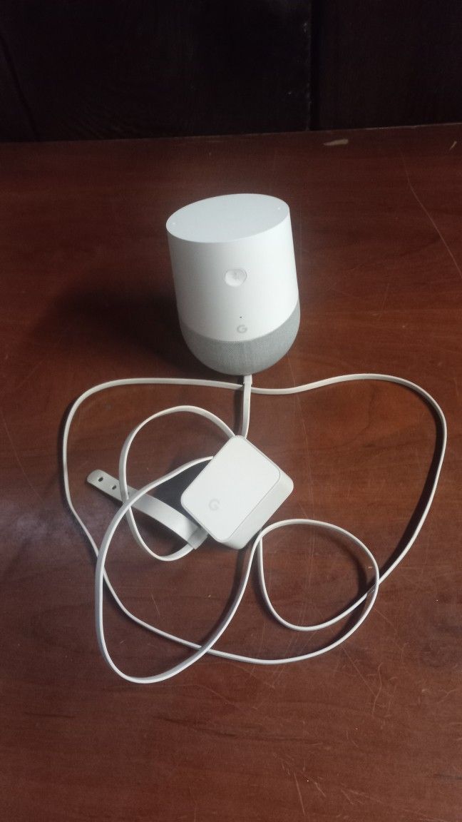 Google Home Smart Speaker