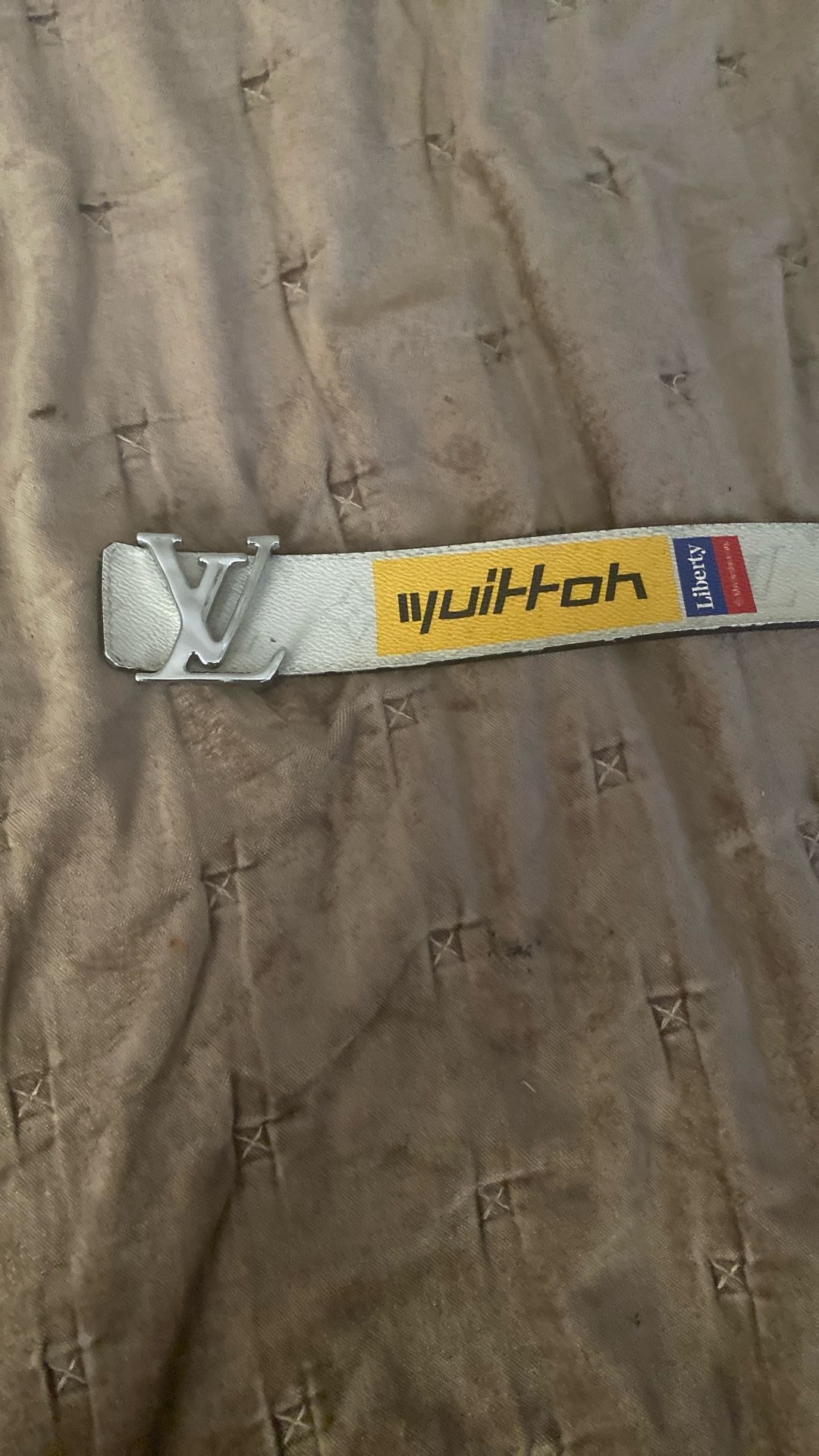 L.V Belt
