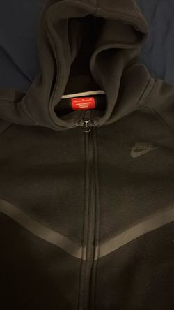 Nike tech