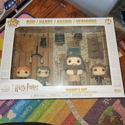 HAGRID'S HUT DELUXE MOMENTS FUNKO!!!