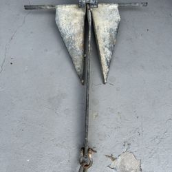 Anchor With Chain
