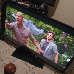 LG Plasma 60 "inch T.V. with Remote 