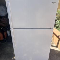 WHIRLPOOL REFRIGERATOR