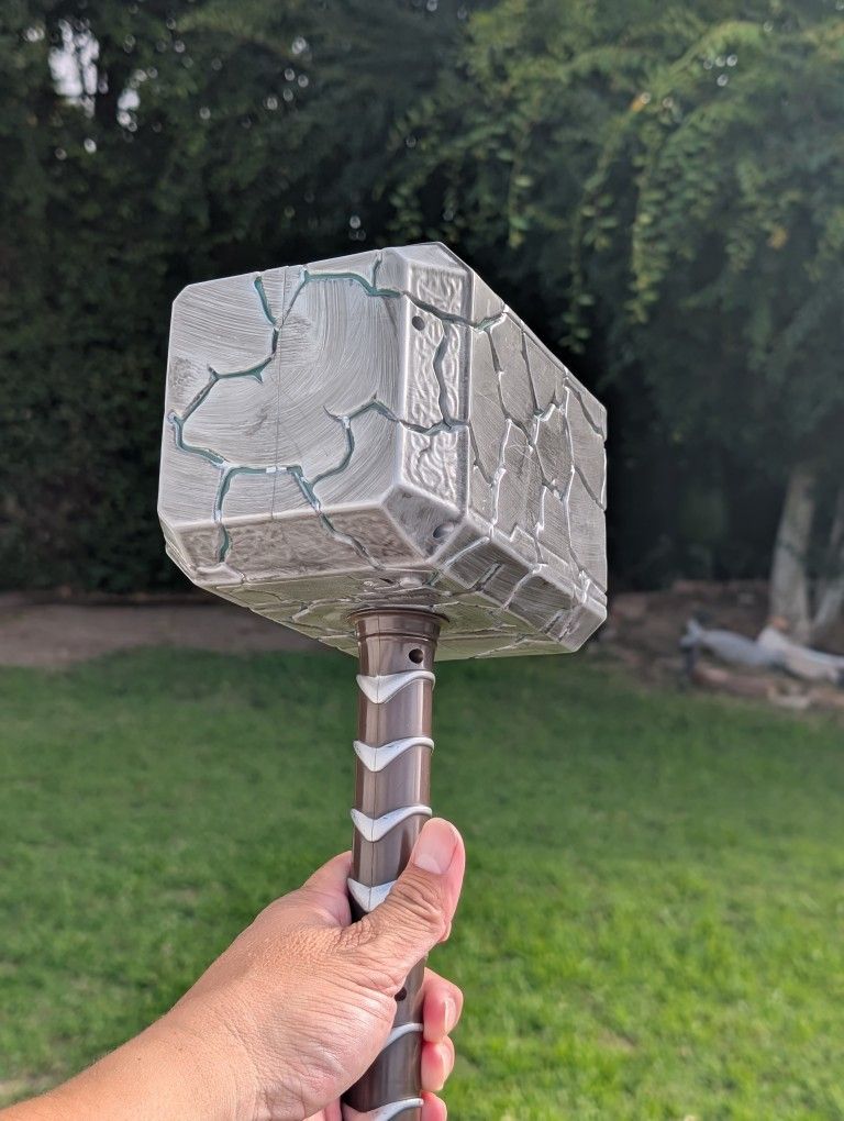 Mighty Thor's Hammer Mjolnir Light Up Drink Holder