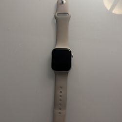 Apple Watch SE Second Generation 