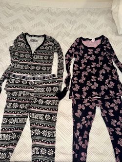 VICTORIA SECRET PAJAMAS