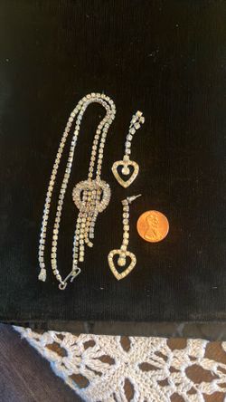 Rhinestone Choker & Heart earrings