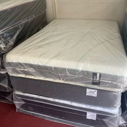 Queen Size Mattress TempurPedic Adapt  Medium Contour Technology Premium Comfort Factory Fresh & Sealed in Plastic Same Day Delivery