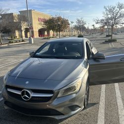 Mercedes Benz CLA 2012