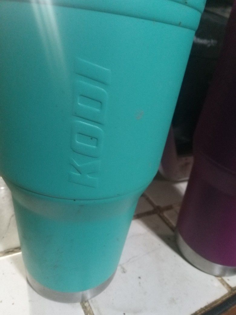 K O O I Have Two Cups Like That And I Have A Yeti Cup 20 Bucks Each