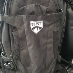 Quest Hydration Pack Hiking Backpack Black