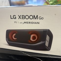 LG XBOOM Go P5 Portable Wireless Bluetooth Outdoor/Party Speaker - Black, Medium