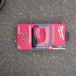 Milwaukee Ear Buds